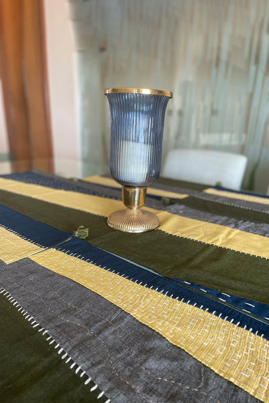 Olive Waves Table Linen Set (Set of 1 Table Runner and 4 Mats)